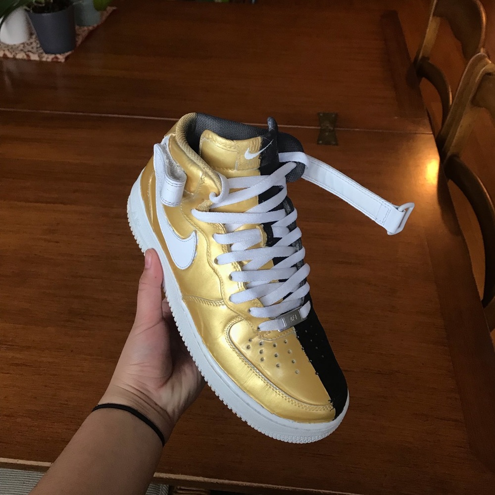 Custom Nike Air Force 1s High - GOLD AND BLACK